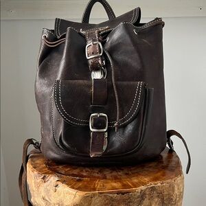 ROOTS vintage brown leather backpack